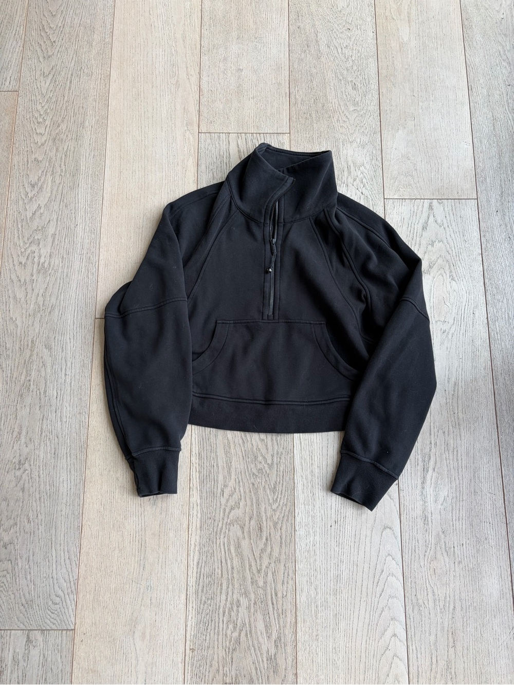 Lululemon scuba neck